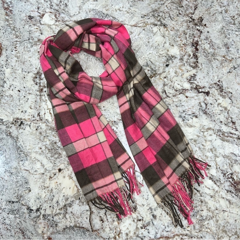 Gap Brown and Pink Very Soft Plaid Shawl Scarf With Fringe Hem - Picture 8 of 8
